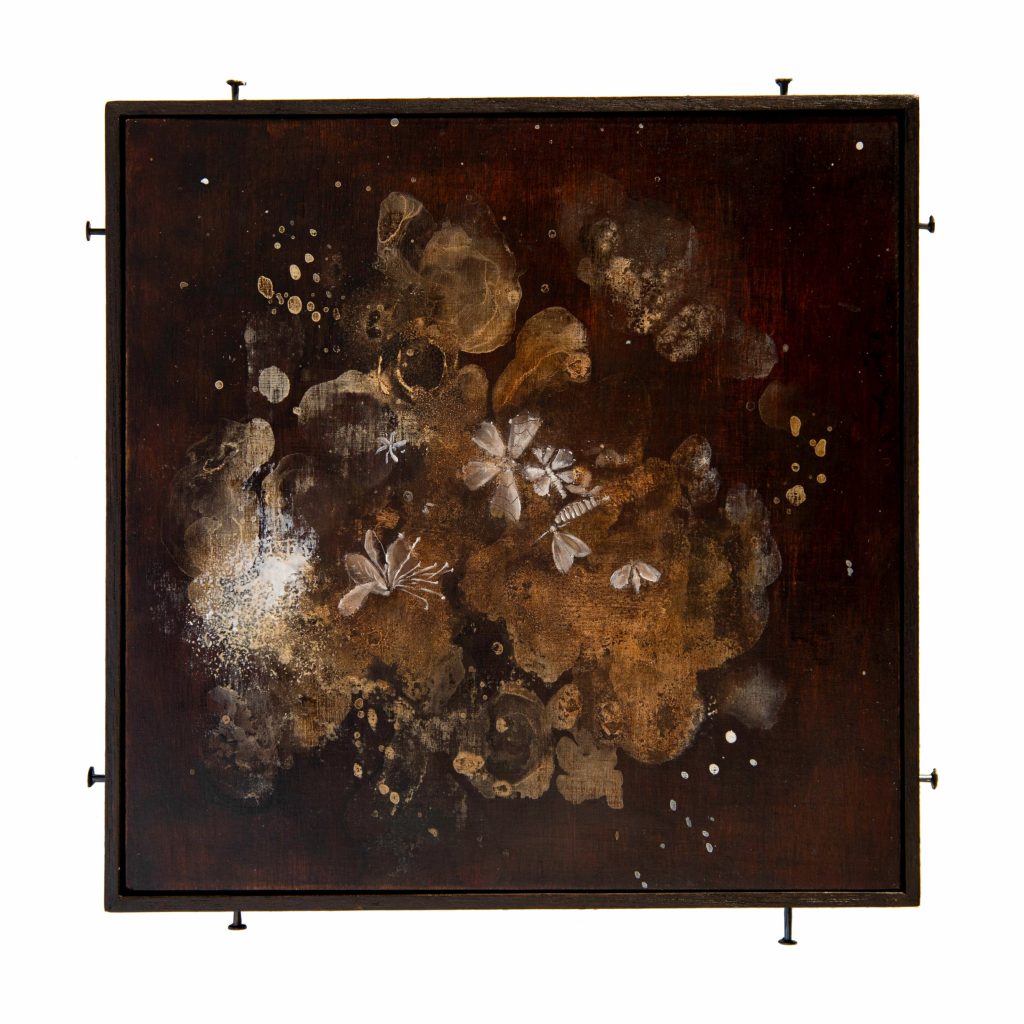 Aitken_Penelope_Stilledlife1_2024_21x21cm_oil plant ink on board Banyule Open Studios